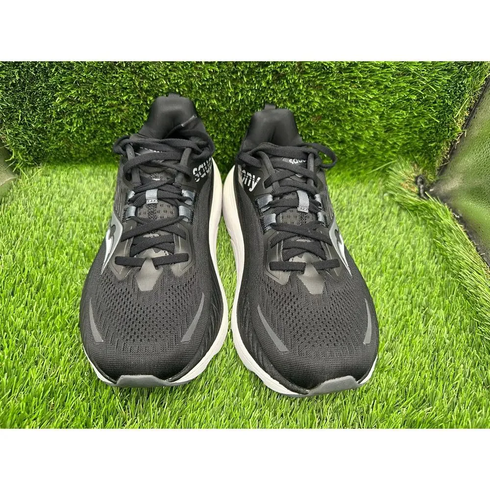 Saucony Hurricane 24 S10933-100 Athletic Sneaker Women's 7.5 Black Mesh Running